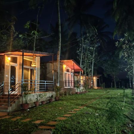 Cosmic Connect Trails Kabini Antharasanthe Buitenkant foto