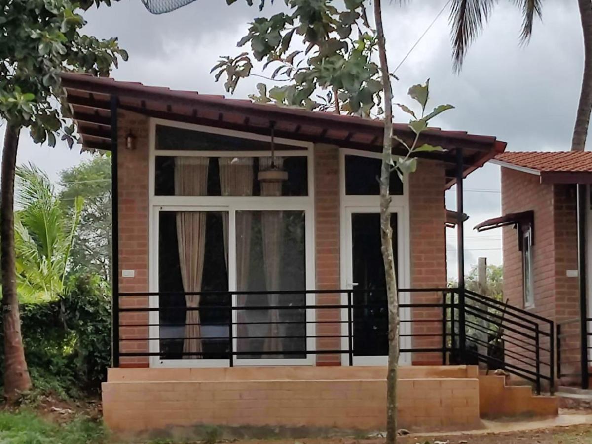 Cosmic Connect Trails Kabini Antharasanthe Buitenkant foto