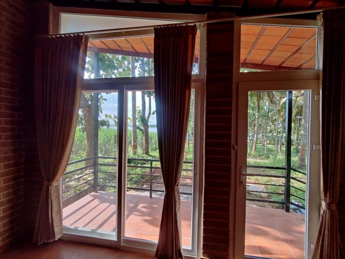 Cosmic Connect Trails Kabini Antharasanthe Buitenkant foto